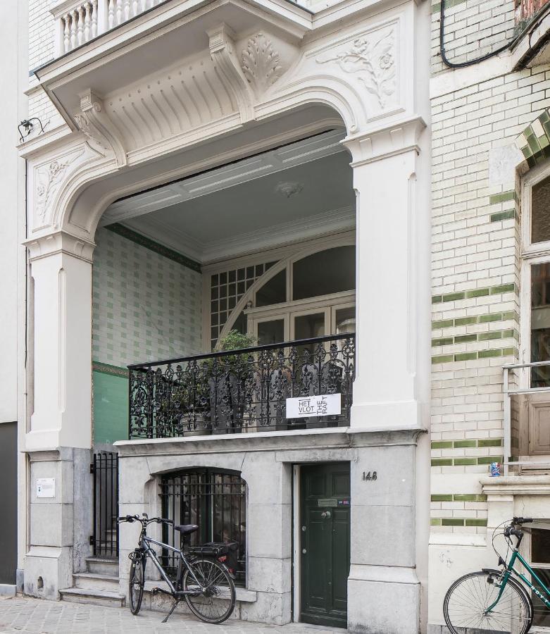 Spacious Belle Epoque House With Free Parking Остенде Экстерьер фото